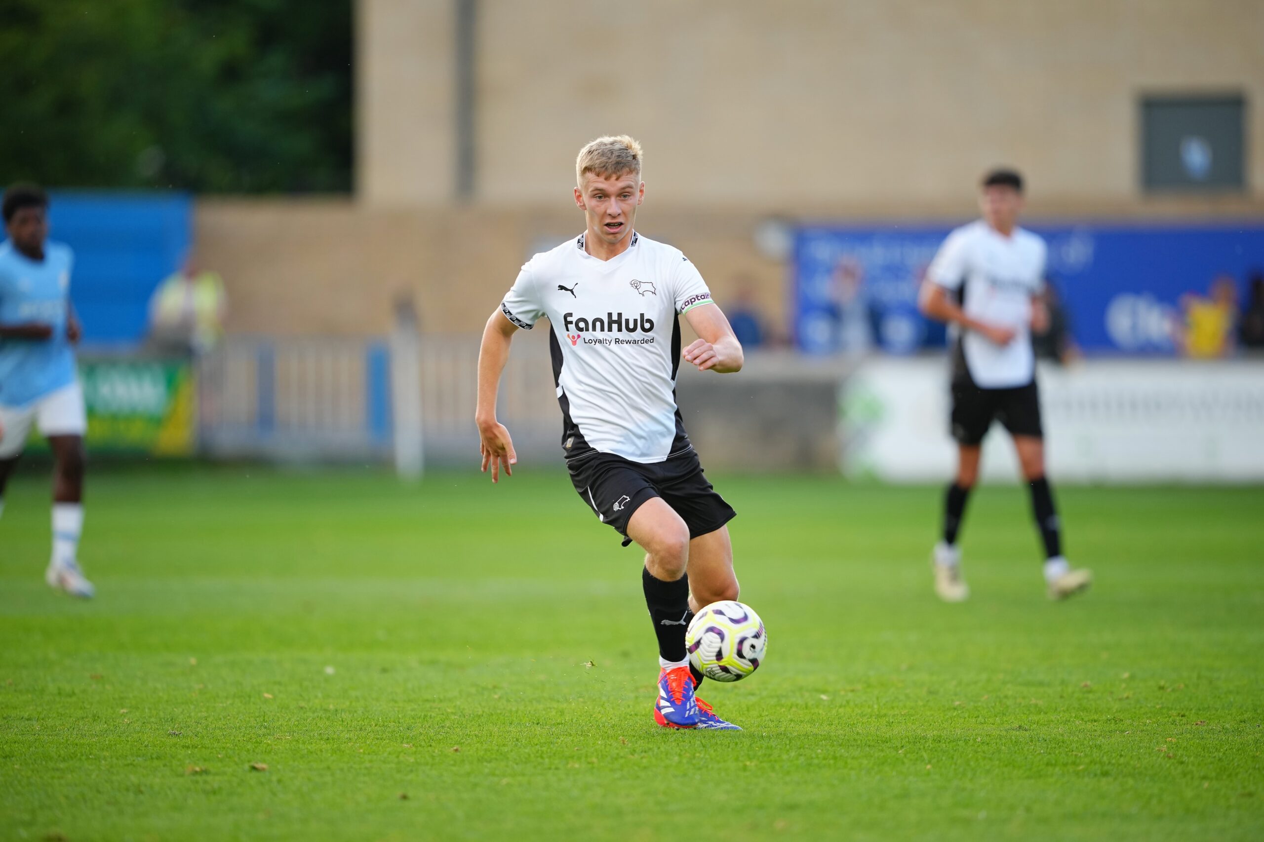 Harry Christmas! Rams Loanee Arrives at the SEAH Stadium